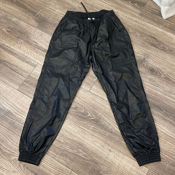 Zara Pleather Pants!!! - Picture 1 of 3